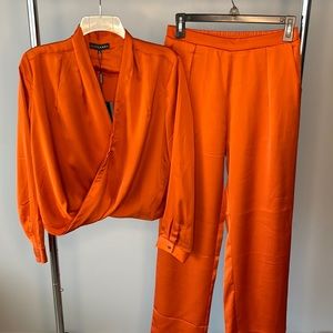 JUXLABEL Pant Set